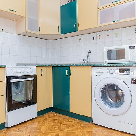 알마티 Reliablehouse Квартира В Самом Центре Города 아파트 외부 사진